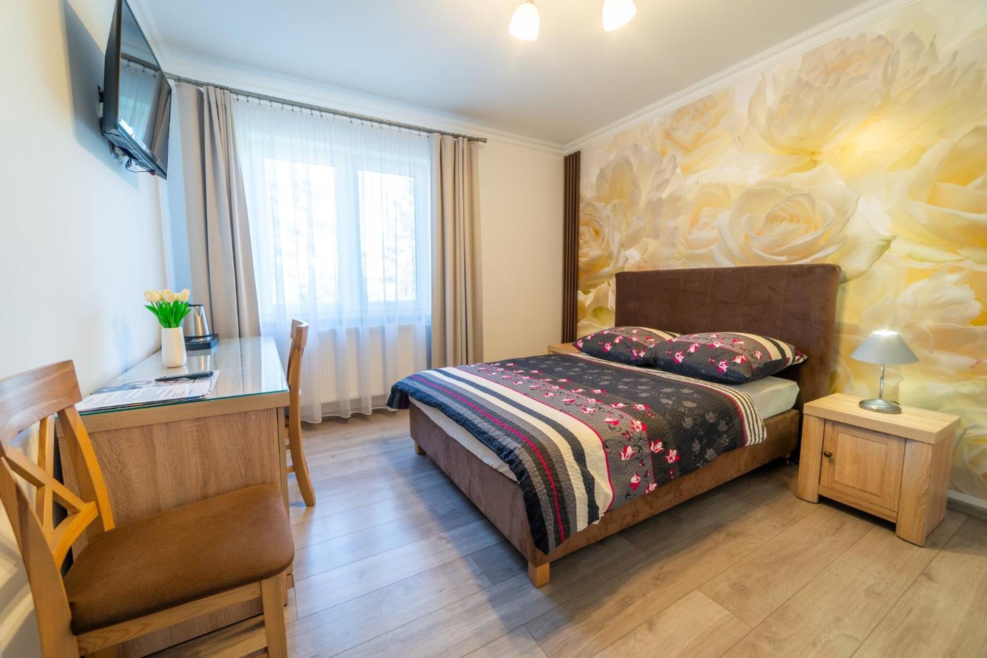Kwatera prywatna Popieluszki 8 *